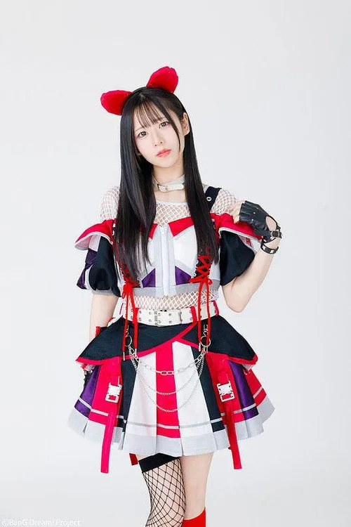 千石由乃